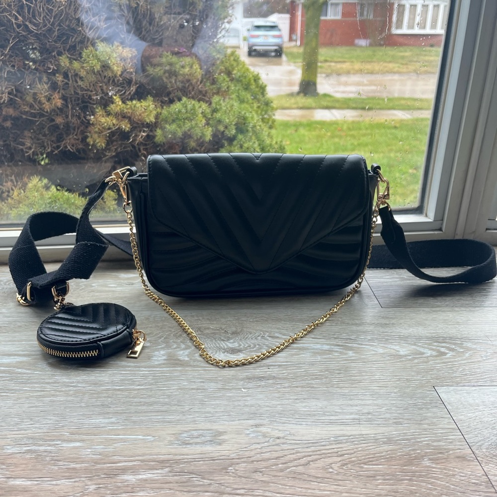 Quilted crossbody bag with coin purse